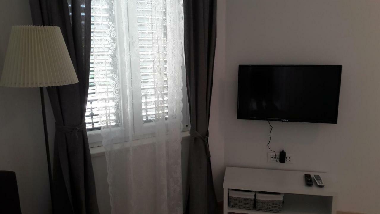 Apartmani Vitturi คาชเตลา ภายนอก รูปภาพ