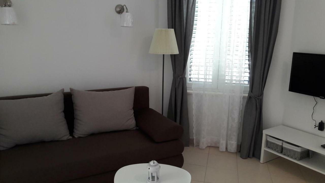 Apartmani Vitturi คาชเตลา ภายนอก รูปภาพ